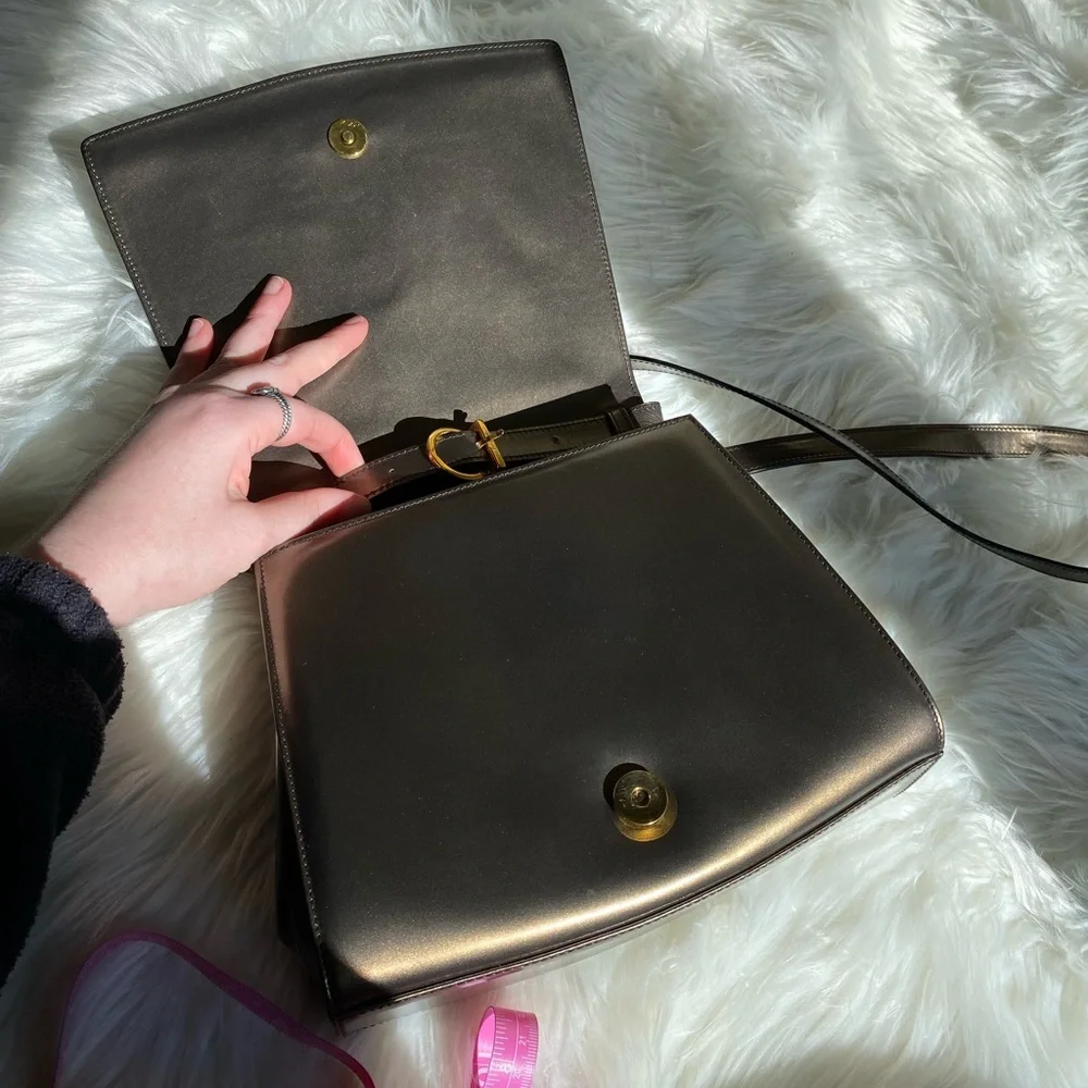 Salvatore Ferragamo beautiful vintage bronze purse satchel crossbody